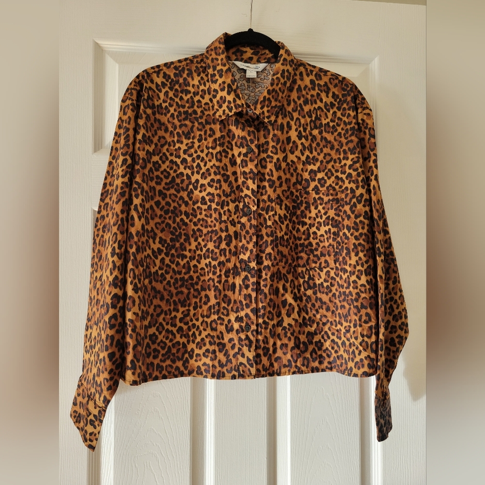 NWT Old Navy XL Animal Print Cropped Shirt